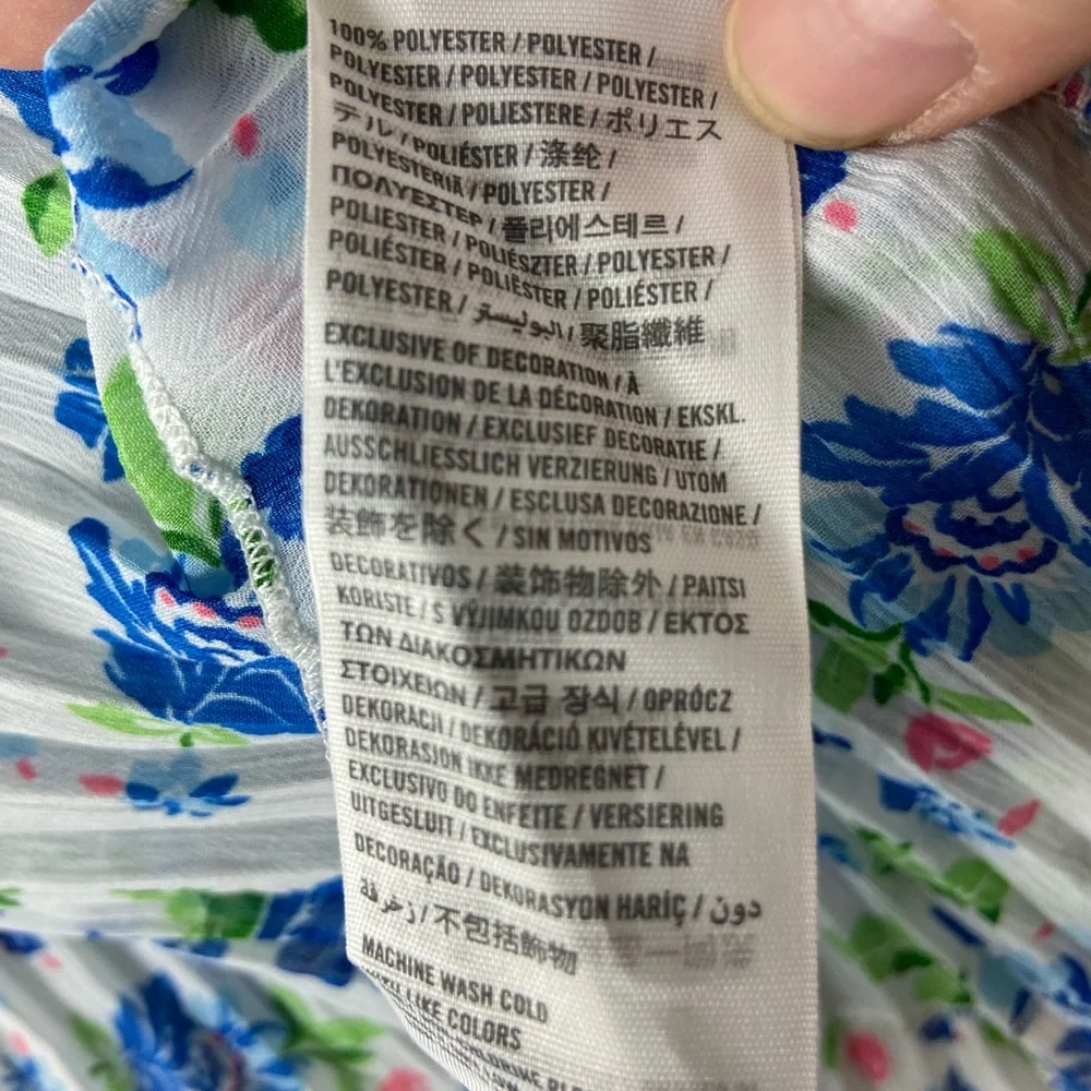 Abercrombie & Fitch Floral Adjustable Strap Floral Tank Top SzS (sku241) - Picture 8 of 8